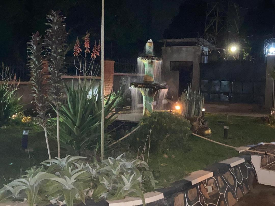 Lake Victoria Country Home Entebbe Exterior photo